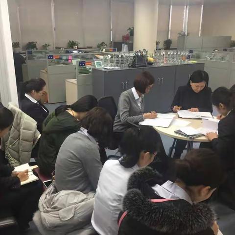 区分行营业部传达区分行2017年党风廉政建设工作会议精神和陈全国同志讲话精神