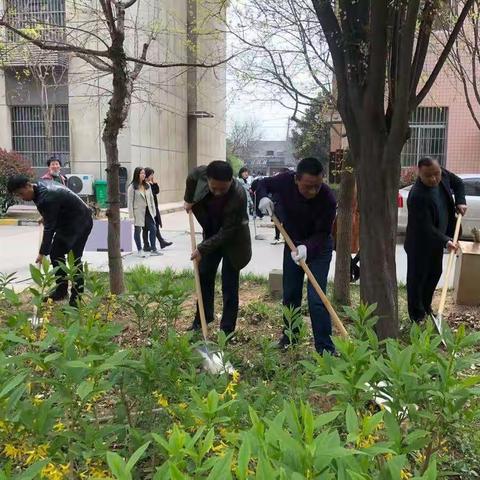 “喜迎十四运 扮靓我家园”卫生大扫除活动纪实