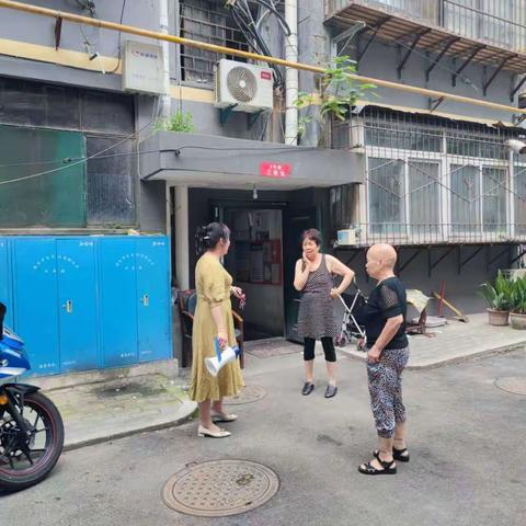 中山门街道安民里社区大力宣传消防安全