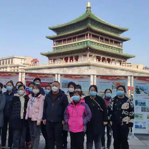 新时代画卷·西安十年巨变谱新篇  —— 柏树林街道基层党组织参观“西安发展成就”主题巡回图片展