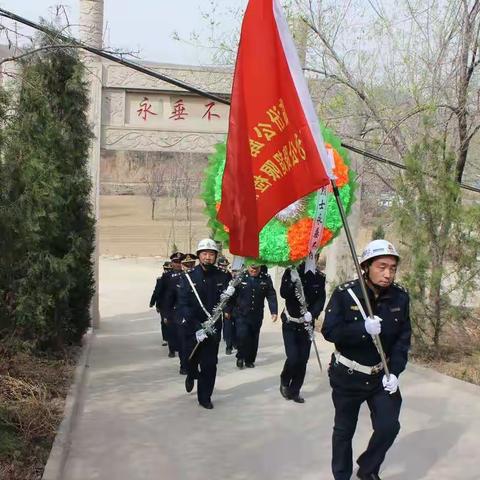 缅怀革命先烈   追忆革命历史——退沙公路超限检测站开展清明节祭扫烈士陵园活动