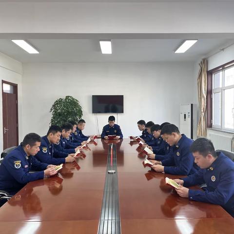 学条令纲要 树纪律形象——未来科学城消防救援站开展“条令纲要学习月”活动
