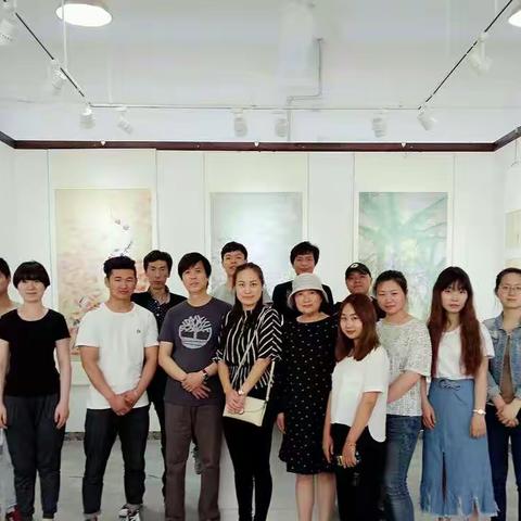 佳木斯大学美术学院2017届中国画花鸟班毕业汇报展！！！ 指导教师:苏云龙 李丹