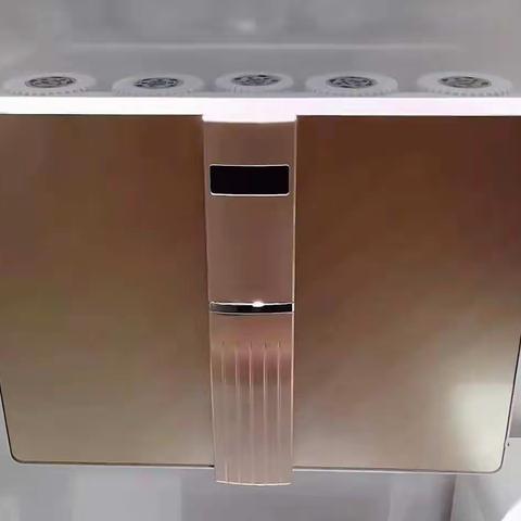 七级过滤净水器，特惠价款1650元一台（张店区免费上门安装）（副本）