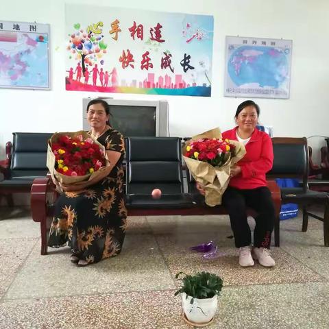 致敬“芳华”育桃李，祝福“桑榆”霞满天