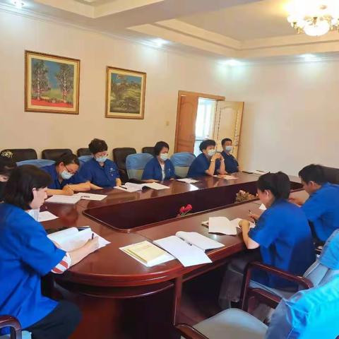 勇于自我批评，争做党员先锋