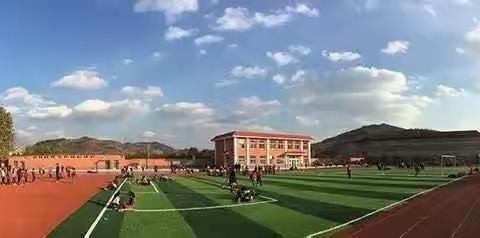 旧貌换新颜，校园更美丽——博山区池上镇中心学校暑期各项修缮工程有序推进