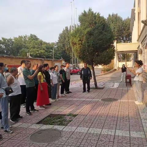 陵园路社区开展“维护网络安全   助力青少年健康成长”活动