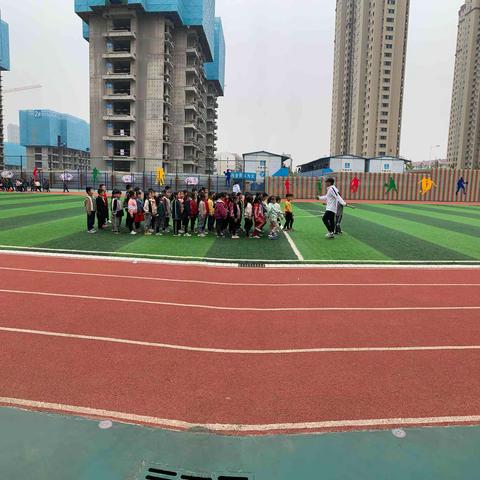 教师风采（十八）｜ 爱与尊重是教育的出发点——郑州经济技术开发区外国语小学体育老师付豪