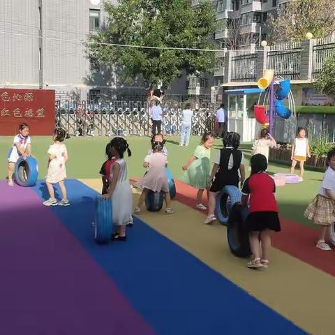 素卿幼儿园“反恐防暴 守护安全”防暴演练活动