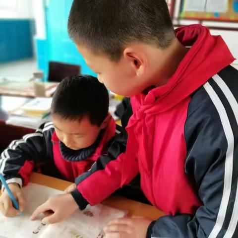 三（3）中队雷锋小达人周炜翔