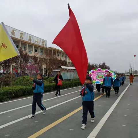 弘扬烈士精神，不忘初心，继续前行 ——记沛县河口镇中心小学清明祭扫活动