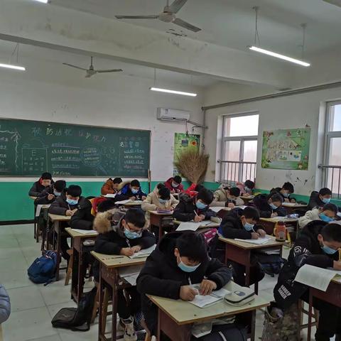 马落堡小学期末教学质量检测进行中