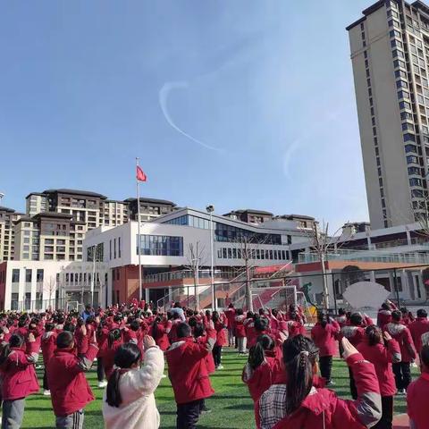 金耀小学升旗仪式---六三班