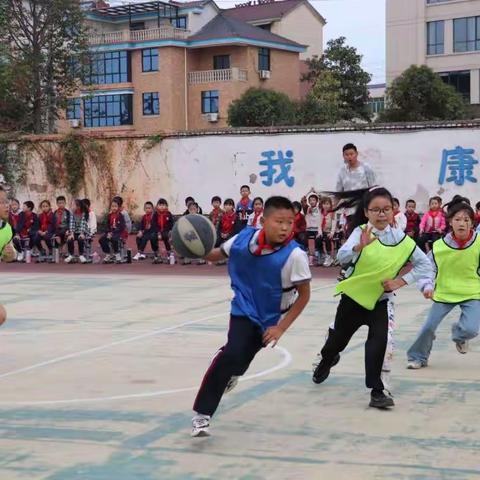 篮球比赛展风采 运动场上燃激情——竹马小学第二届篮球比赛