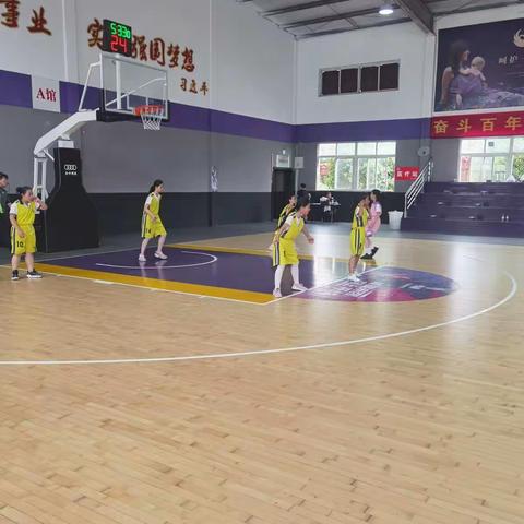 竹马小学女子篮球队在婺城区第十五届小学生篮球联赛中荣获第四名