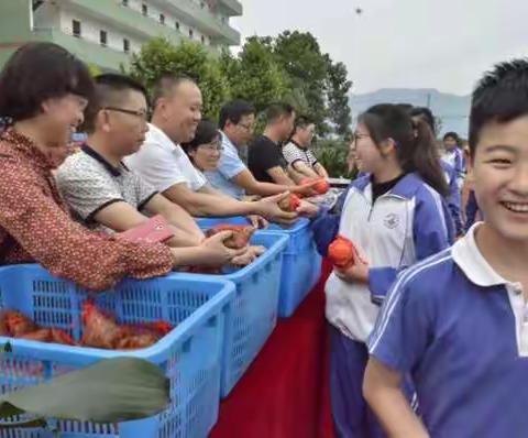 师生齐心迎中考，浓浓粽香暖人心