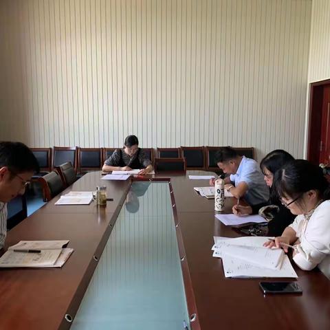 立足“新雅课堂”，学习新课标——记晶桥中心小学第一次三、四年级数学教研组集中研讨