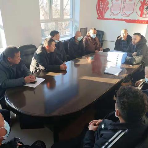 扎兰屯市动物疫病预防控制中心深入高台子办事处检查指导2022年防疫验收工作