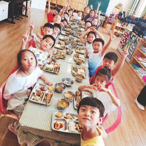 菲尔幼儿园大一班精彩瞬间