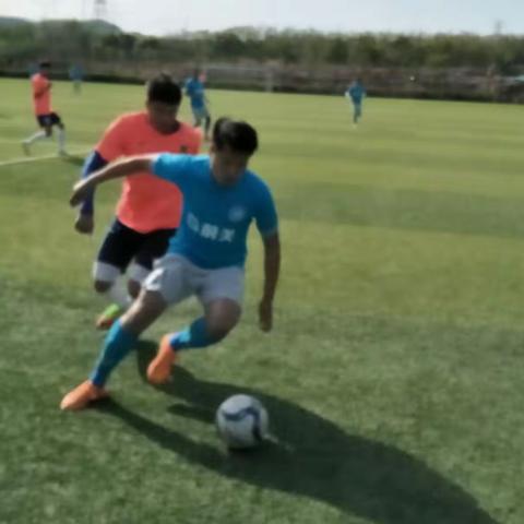 前关足球系列报道---“绿茵洒汗水、拼搏竞成绩”前关对阵拉树房