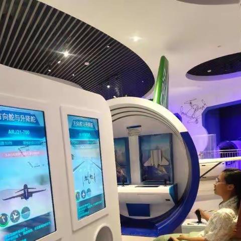 社会实践活动，劳动最光荣，垃圾分类