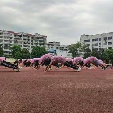 208班10月份美篇