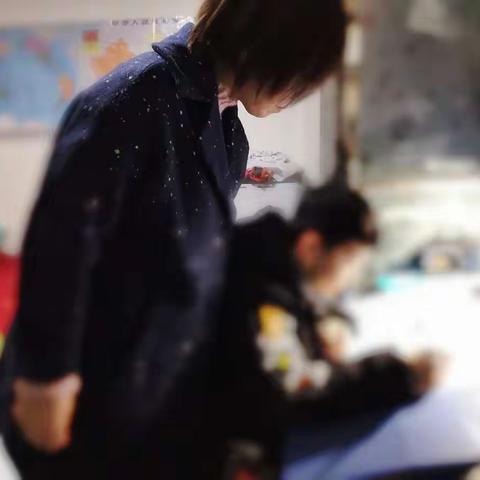 爱在左，情在右，行走在家访路上——和平路小学五三班家访故事