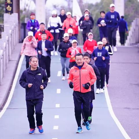 与冬奥会同行，约跑公益拍 1