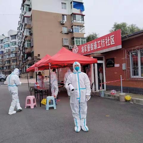 防疫一线有作为   关键时刻显担当