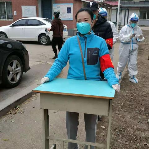 下沉一线  心存爱心  解救危难