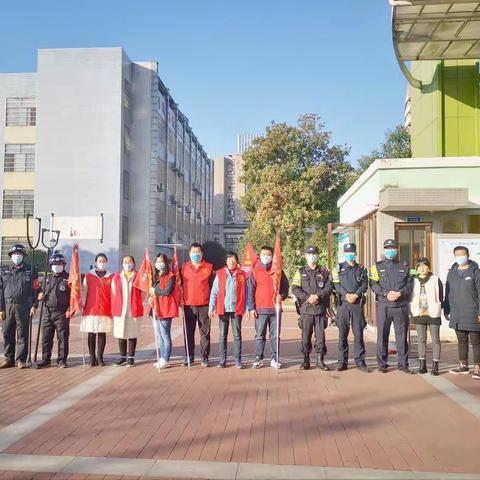 爱心护学岗，平安上学路——108班护学岗纪实