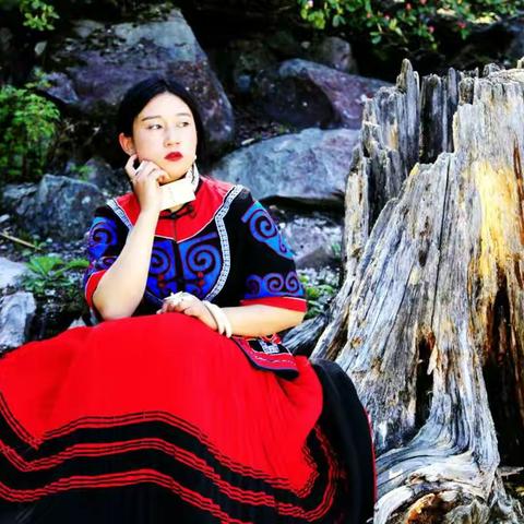 约起—去螺髻山看索玛花