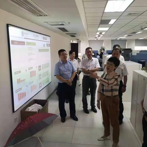 中国银行湖南省分行邓银芝副行长率安保检查组进行国庆节前检查指导