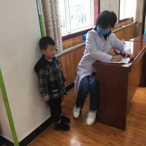 关注幼儿健康，促进幼儿成长