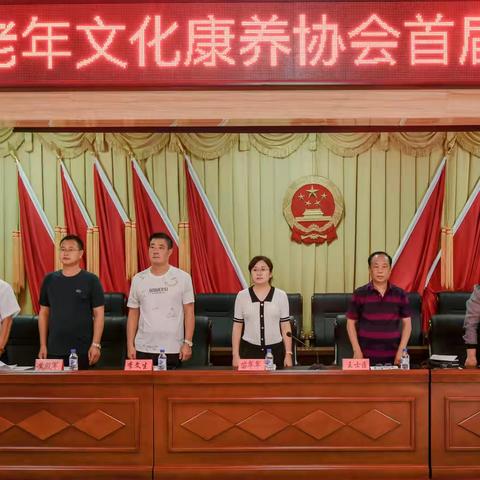 诗家重聚首，老骥发新声