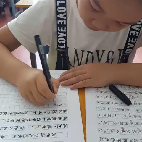 易慧通书法《学员书写篇》