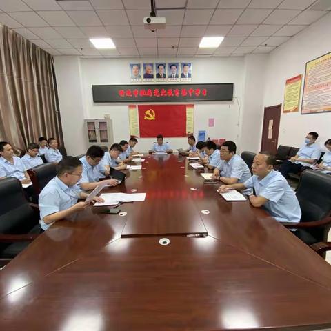 行政审批局贯彻落实区委书记党史学习教育专题党课精神