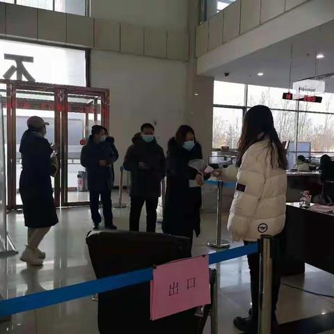 区疫情防控第四督查组到行政审批局督查疫情防控工作