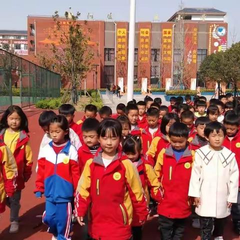 快乐劳动，幸福成长