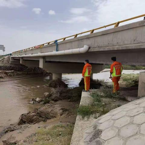 防汛再排查，确保道路安全畅通