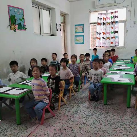 庞老师幼儿园神墨绘画班开课啦！