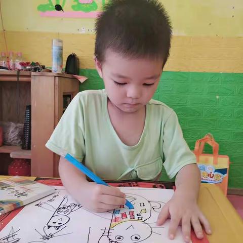 乐天幼儿园神墨绘画班开课啦！！！