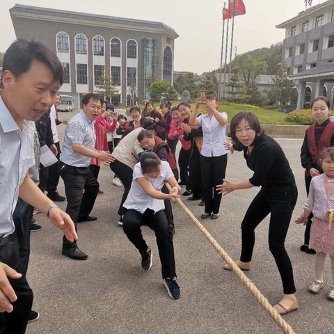 万花山宾馆庆五一迎五四趣味活动