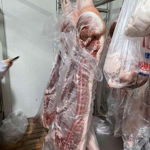 11月8日两店生鲜联合巡场落实整改（精肉水产课）