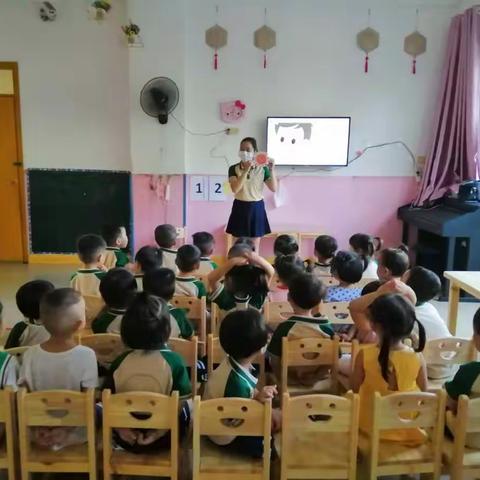 海口市龙桥镇中心幼儿园小三班《预防新冠状病毒》2020.6.5