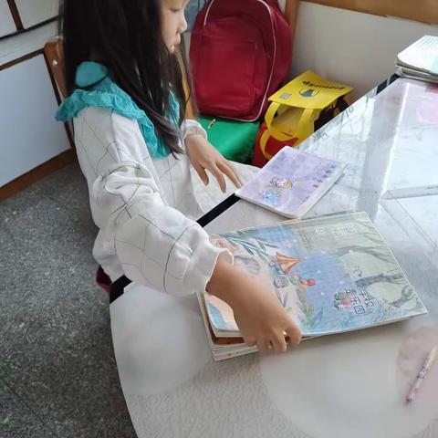 我会整理书包，收拾文具