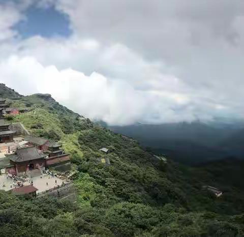 梵净山