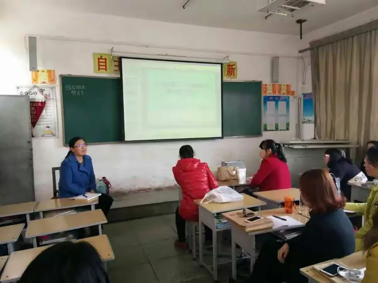 3月20日下午,洪安小学组织学区教研活动,盛情邀请介休市教育局教研室