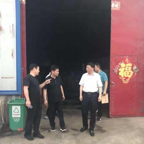 区委常委、纪委书记、监察委主任魏少峰，区政协党组副书记孙铁柱到七里店办事处调研指导安全生产工作